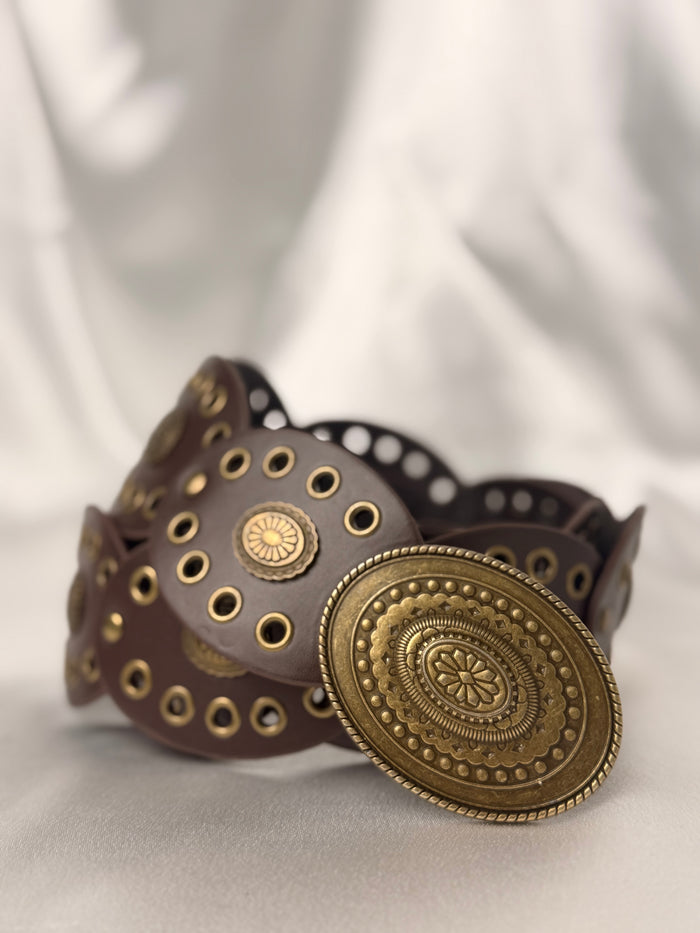 Ceinture Vintage Boho Chic avec Ovales à Rivets