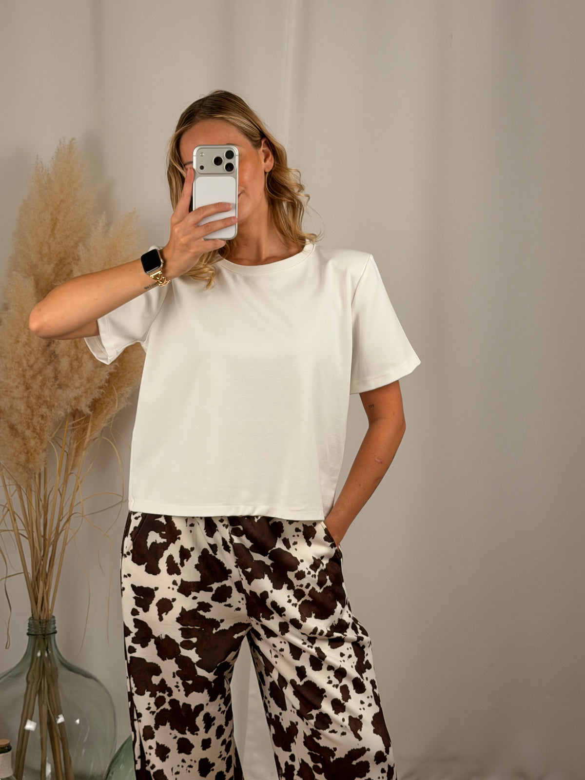 T-shirt à épaulettes