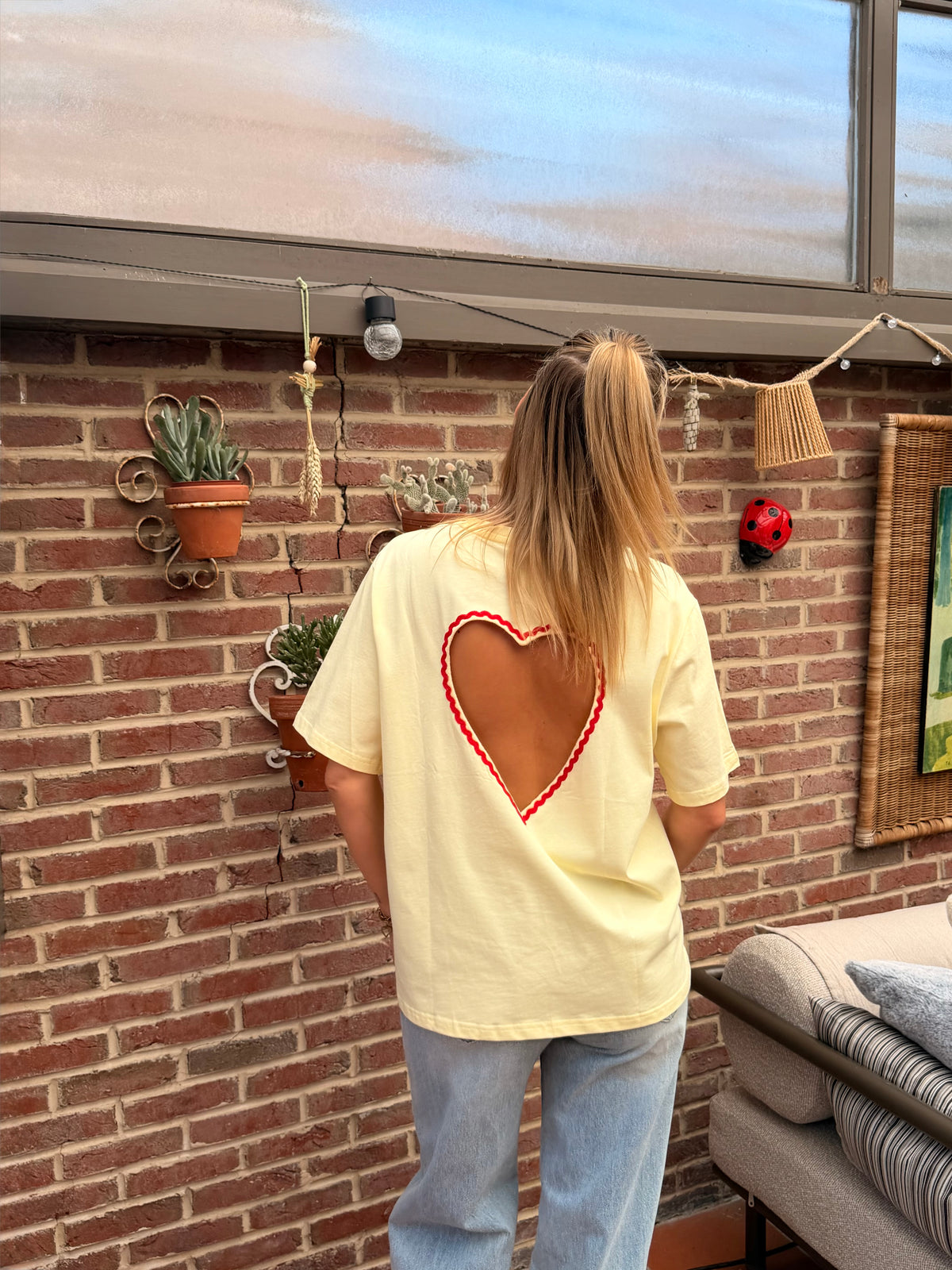 T-shirt coeur brodé