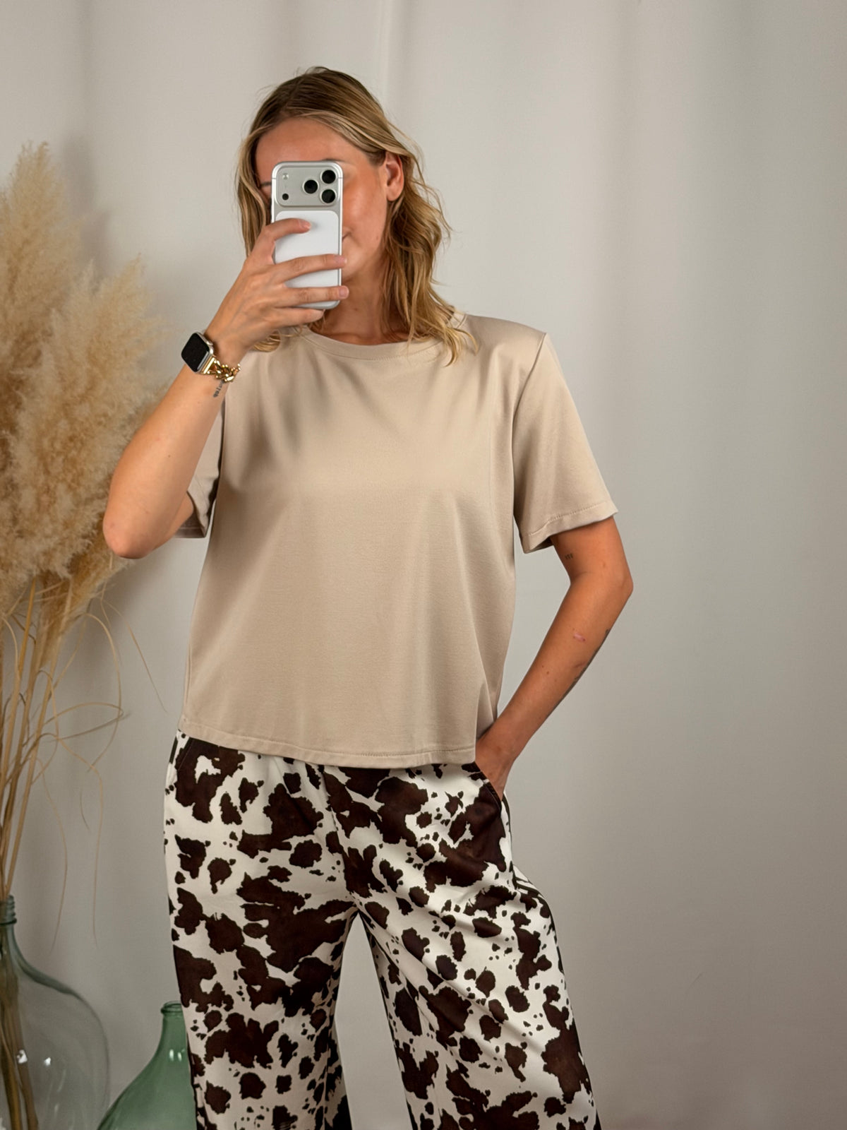 T-shirt à épaulettes