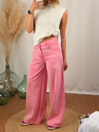 Jeans à fleurs brodées